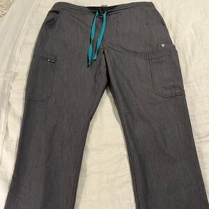 Figs tall medium yola scrub pants in graphite
